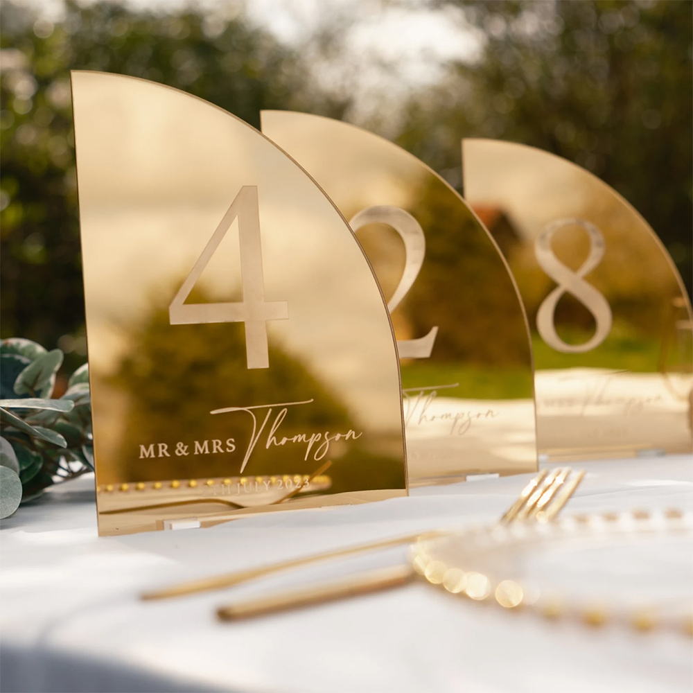 Personalized Wedding Bar Sign  - Table Number Gold recension och pris